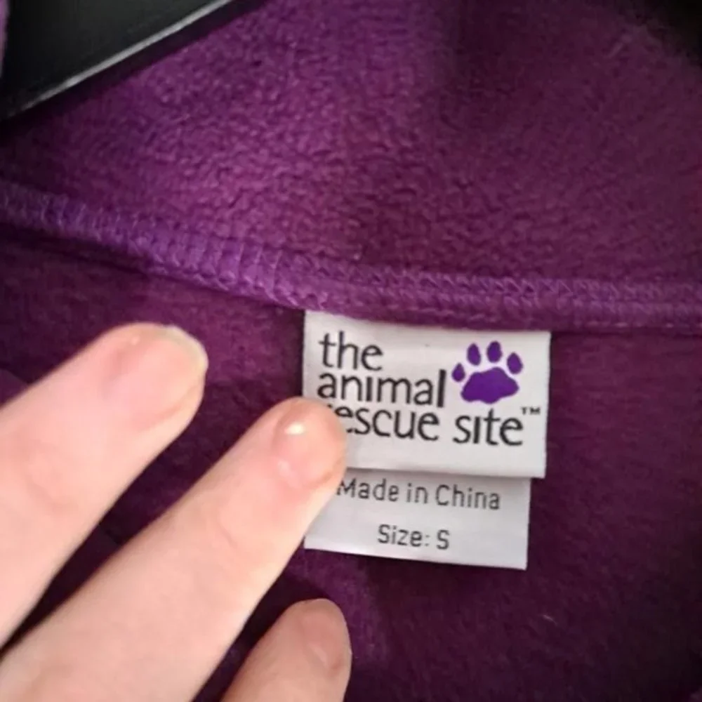 N/A purple animal